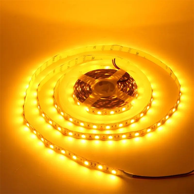 غير مقاوم للماء IP20 الذهب الأصفر العنبر لون 5M قطاع 300leds 5050 SMD LED 60LEDs قطاع / مصباح M مرنة DC 12V شحن مجاني