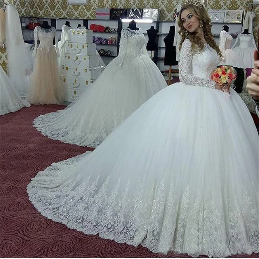 خمر طويلة الأكمام العربية عالية الرقبة فساتين الزفاف مع الأزياء المزينة بالزفاف طويلة فساتين الزفاف