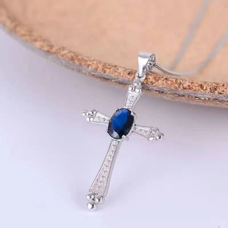 Vintage Cross Halsband Hängsmycke 5 * 7mm Naturligt mörkblå Sapphire Ädelsten Cross Pendant Solid 925 Silver Sapphire Halsband Hängsmycke