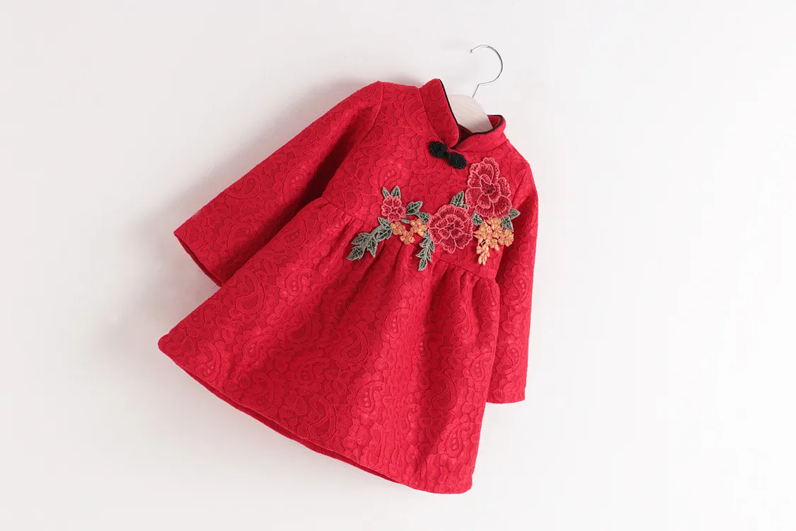 Chiński styl dziewczyna suknia nowy rok dziewczynka ubrania ładny czerwony haft sukienka dzieci kwiecisty księżniczka suknia dzieci odzież najlepsza jakość