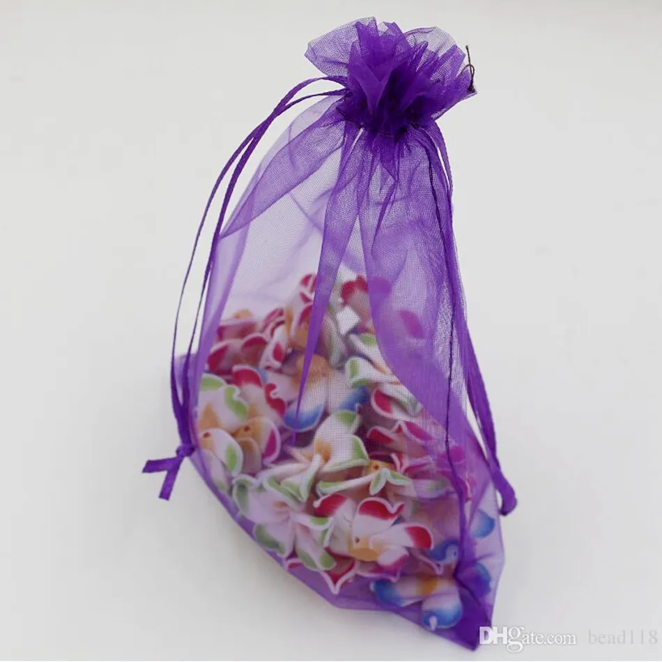 100 pezzi viola con sacchetti di gioielli in organza con coulisse 7x9 cm ecc. Sacchetti regalo bomboniere natalizie feste di matrimonio2625