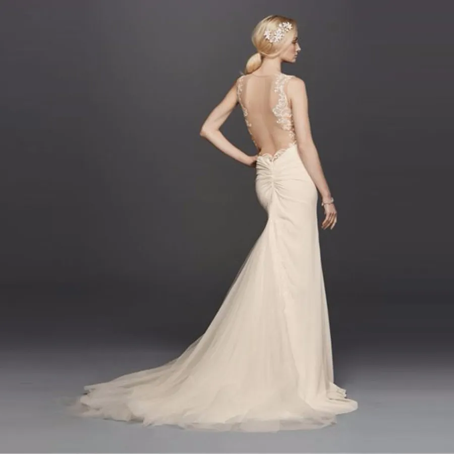 페르시 레이스 웨딩 드레스 얇은 환상 다시 인어 드레스 아플리케이션 페르시 세부 정보 V-Neck Bridal Gowns SWG725