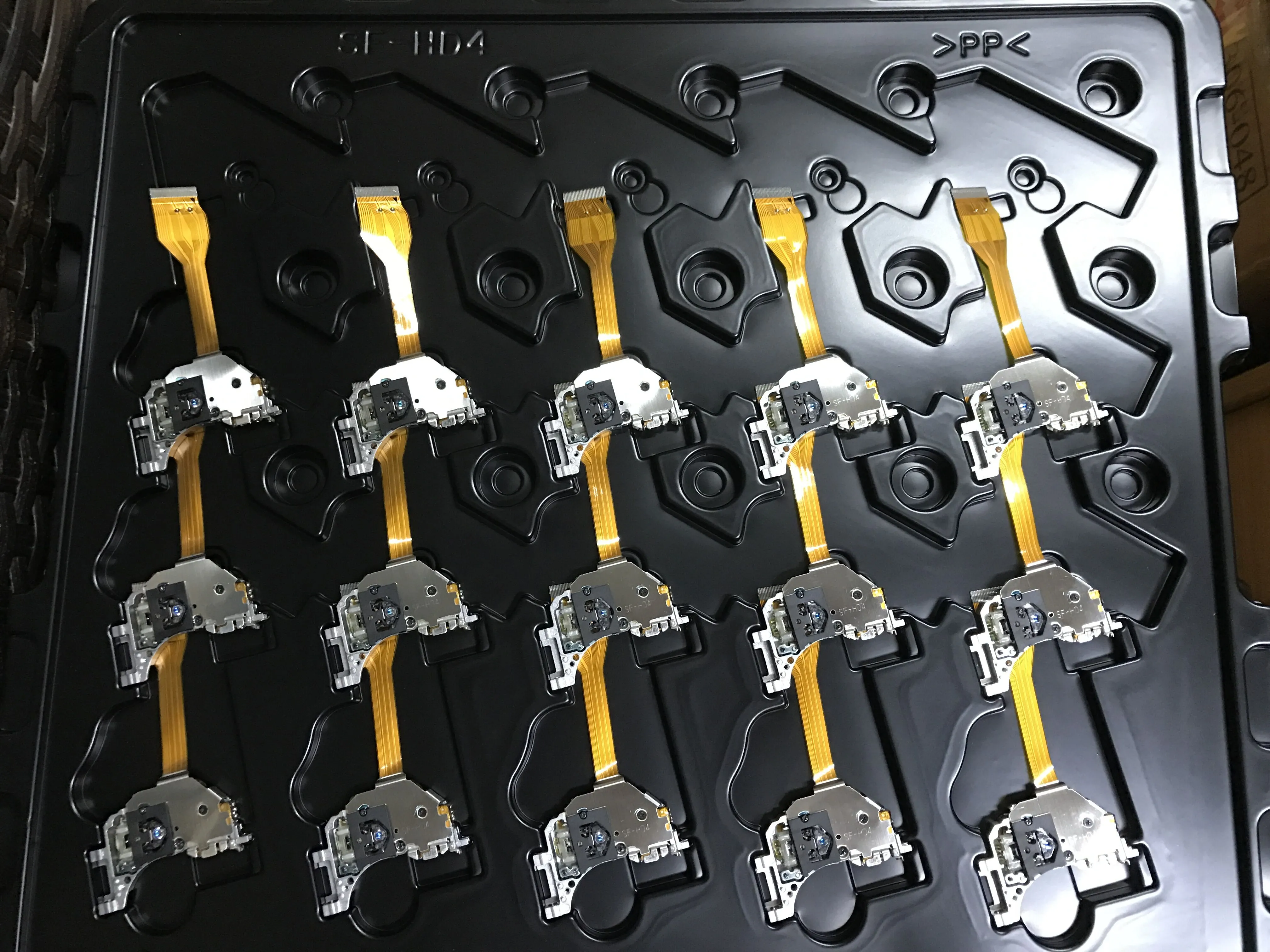 SF HD4 Black Cover Car Mini Dvd Laser For BMWMK4 VW C6 MFD2 Mercedes ...