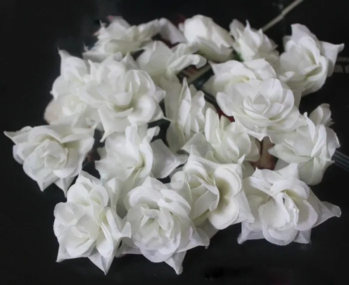 DIA：4.5cm / 1.78inc卸売50ピース送料無料の絹のバラの花の家、庭、結婚式、または帽子やドレス装飾の休日のためのエミュラシ絹バラの花の頭