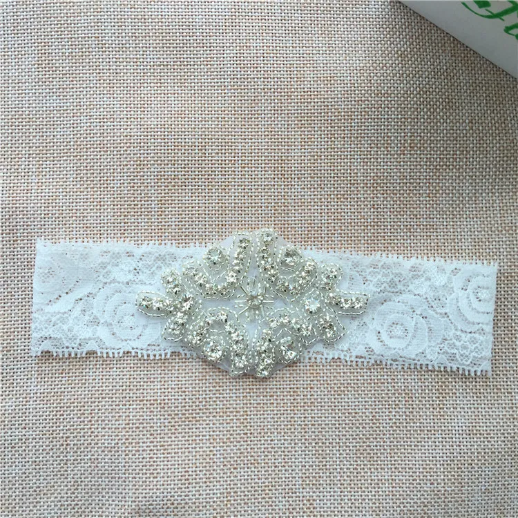 Dantel Bebek Kız Headbands 2017 Lüks Stil Çiçek Kız Hairbands El Yapımı Kristaller Rhinestones 17 cm * 4.3 cm Bebek Kafa Çiçekler