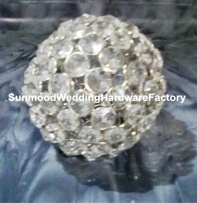 nova chegada mais recente vender a bola apenas belo candelabro de cristal para a decoração central do casamento