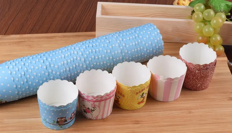 Mini Paper Cupcake Baking Cups Muffin Cake cups Food grade wit karton bakvormpjes op hoge temperatuur 50 Pack
