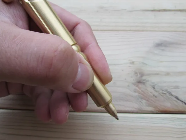 High Quality CNC Machined Outdoor Tools Ball Pen Hidetoshi Nakayama Style Soild Brass Bolt EDC Collection Vintage Toy Stationery