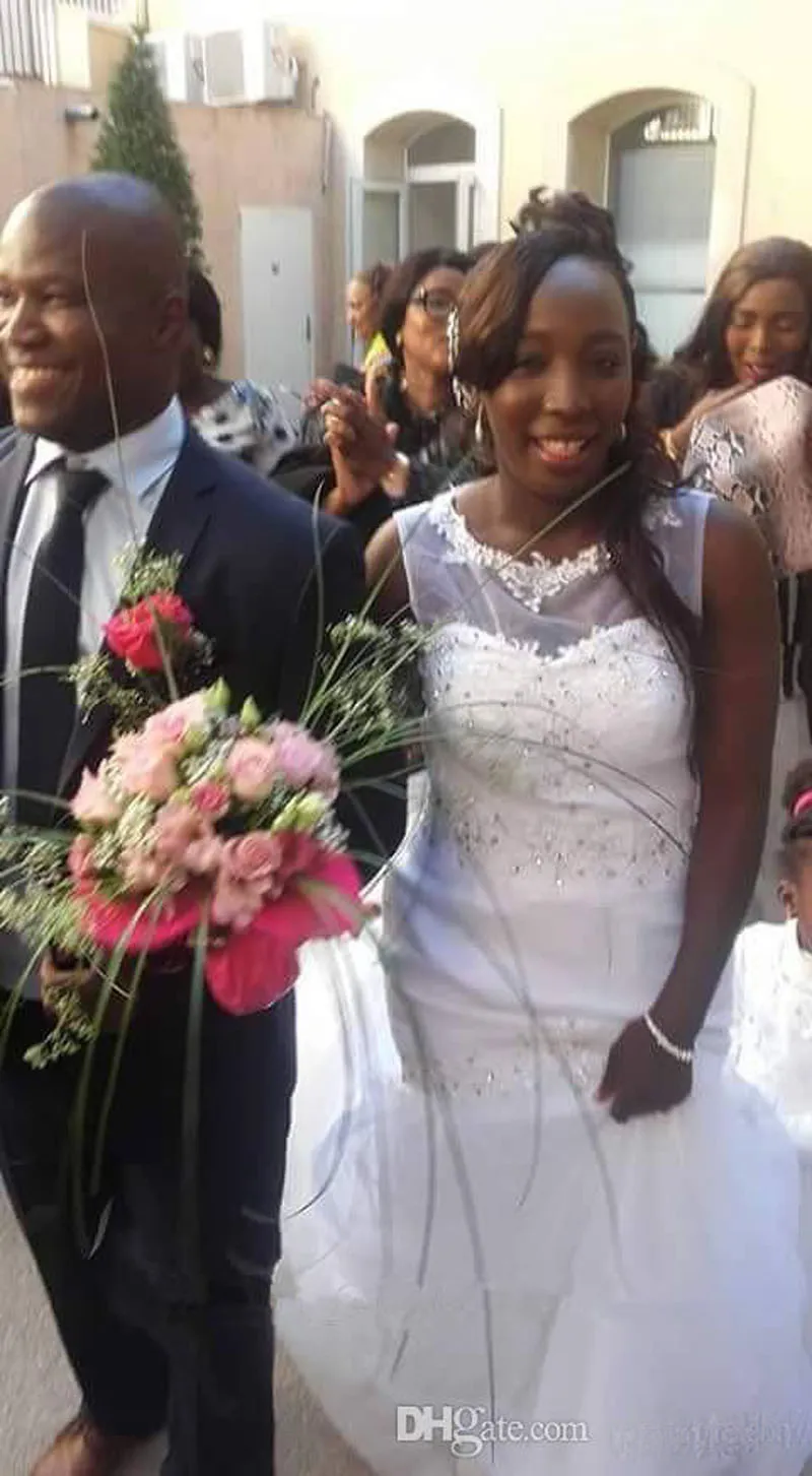 2018 Nigerianisches Brautkleid Meerjungfrau Brautkleider China Tüll Applikation Perlen Brautkleid Hochzeitskleid Maßgeschneiderte Sweep-Zug-Kleider