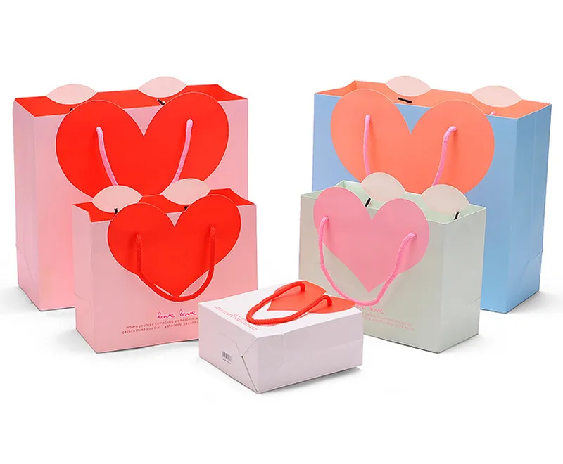 4 Renkler Aşk Kalp Kağıt Hediye Çanta Taşınabilir Alışveriş Torbaları 3 Boyutu Noel Düğün Favor Çanta