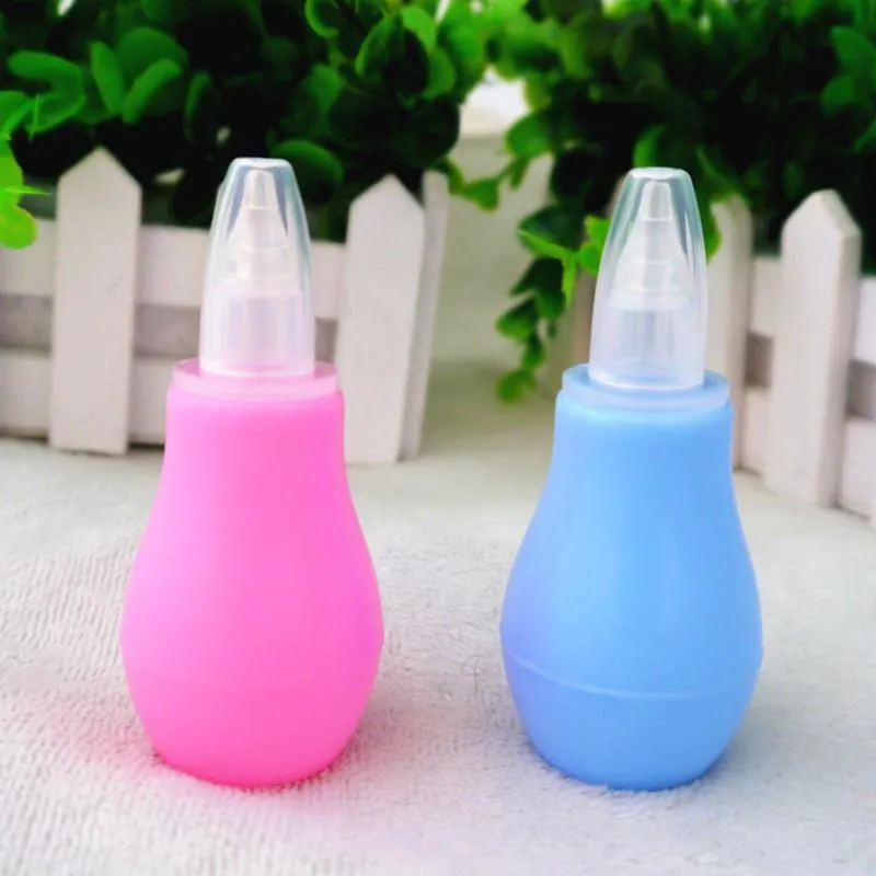Il detergente essenziale per il naso di sicurezza per bambini fornisce aspiratori nasali puliti per il naso di booger neonati