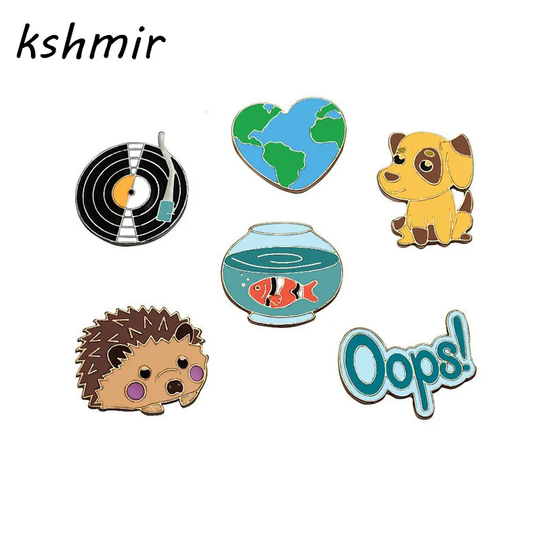 Partihandel-De ursprungliga tillbehören Karta Brosch Phonograph Record Dog Goldfish Bowl Hedgehog Djur Drip Pin Badges