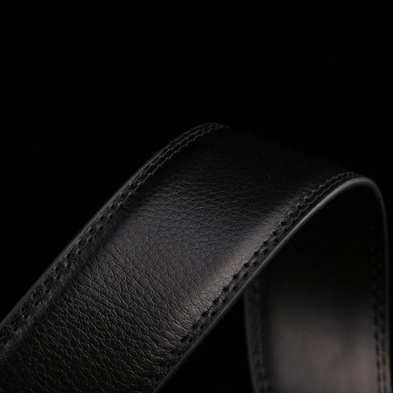 Cintura di marca famosa da uomo Cinture in vera pelle di lusso di alta qualità uomo, cinturino con fibbia automatica in metallo maschile