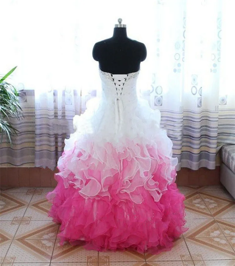 Heißer Verkauf Weiß Fusia Ballkleid Quinceanera Kleider 2017 mit Kristallen Perlen Formeller Abschlussball Sweet 16 Festzug Debütantin Partykleid BM70