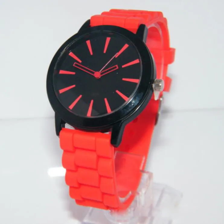 도매 크리스마스 선물 사탕 색 여성 남성 Genneva 시계 실리콘 고무 바늘 시계 유행 학생 손목 시계
