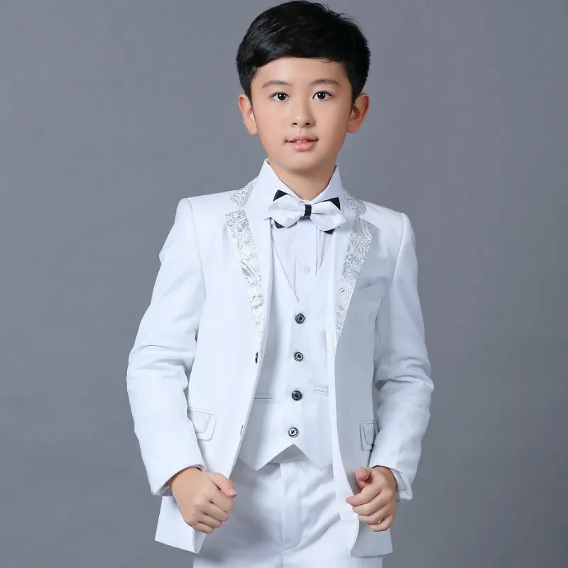 Trajes de boda para niños, nuevo tamaño 2-10, traje blanco para niño, fiesta Formal, cinco conjuntos, pajarita, pantalones, chaleco, camisa, trajes para niños en Stock210l