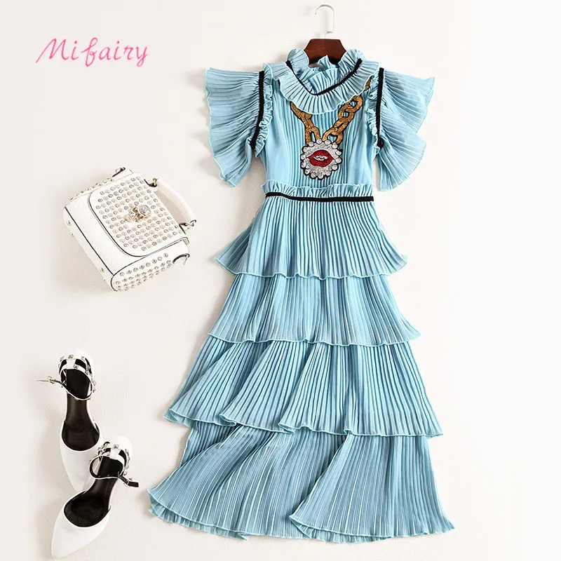 Dress Runway 2017 Light Blue Ruffles Collar Maniche corte Delle Donne Pleats Paillettes Paillettes Cascading Ruffles Celebrity Style Dress M061751