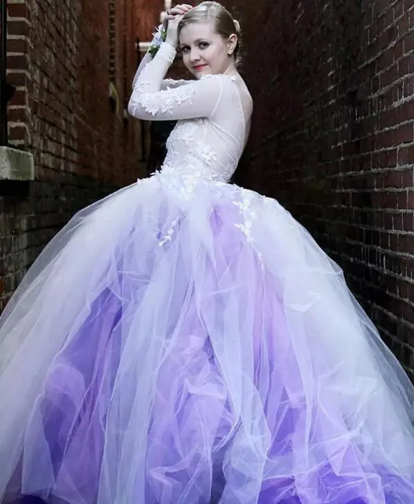 Luz surpreendente roxo e branco tulle vestidos de noiva sexy appliques de renda de casamento vestidos de casamento 2018 vestido de bola feito sob encomenda vestidos