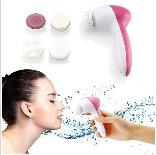 5 em 1 Escova de Limpeza Facial Elétrica Rosto Poros Acne Cleanser Limpeza Do Corpo Massagem Mini Beleza Da Pele Massageador Escovas Livres por DHL