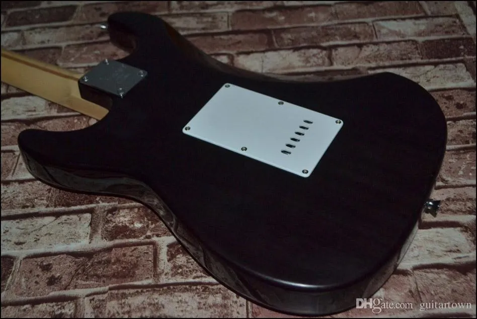Wholesale  - 高品質最新のBuleカラーメープルトップST Electric Guitarトップ楽器送料無料