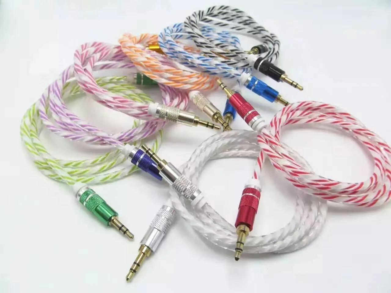 Rianbow Crystal Delicate Bold Aluminium Metalen Adapter Koord 3.5mm Stereo Audio Aux Cable 1M 3ft / .