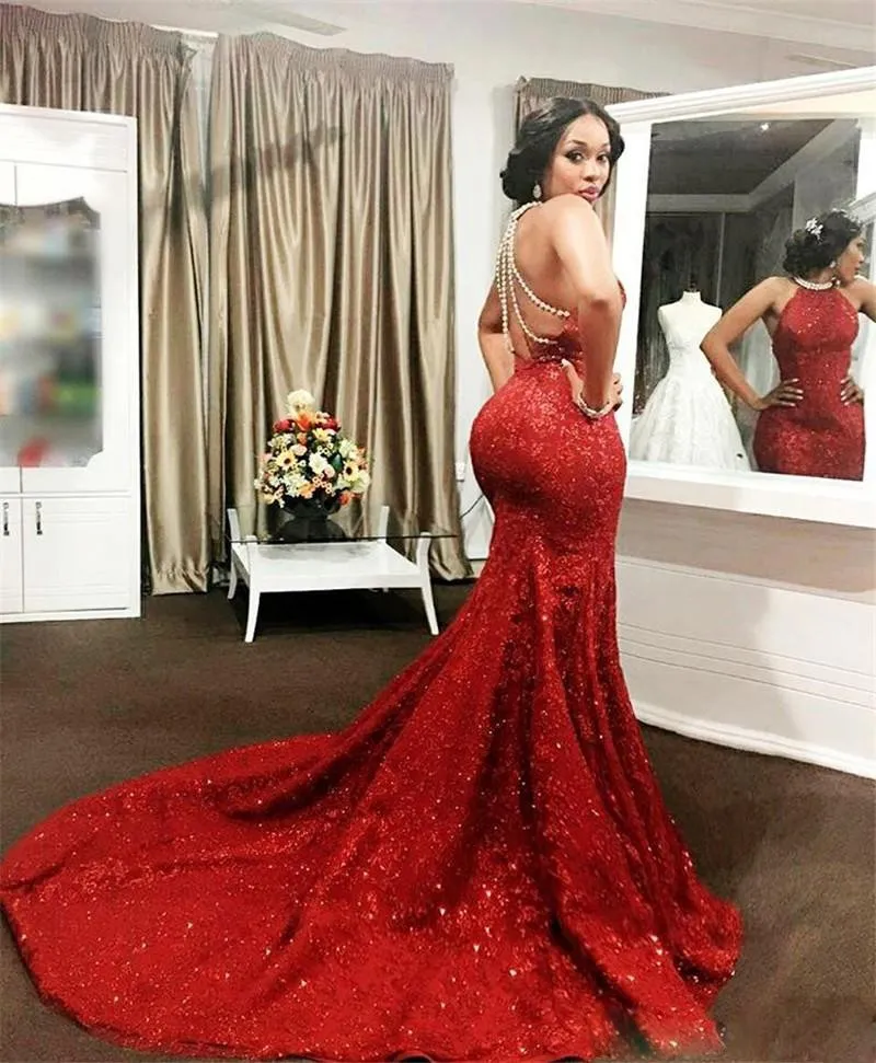 Czerwona Koronka Syrenka Prom Dresses Jewel Neck Cekiny Bez Rękawów Luksusowe Perły Backless Długie Suknie Wieczorowe Oszałamiająca Sexy Sexy Celebrity Party Dresses