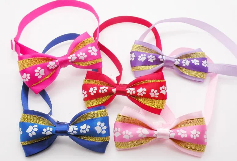 100 unids / lote Gran Moda Ropa para Perros Mascota Cachorro Gato Lindo Pajaritas Corbatas Bowknot Productos de Aseo para Perros Estilo Mixto LY03294S