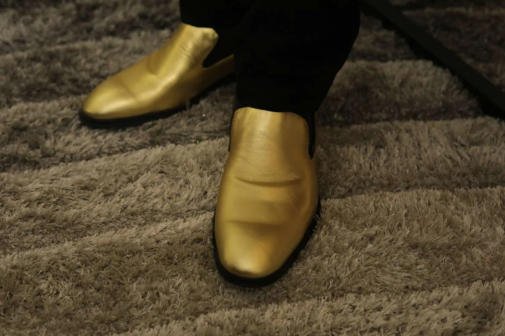 2017 высокое качество простой стиль мужская платье обувь кожаные мокасины мужской партии / свадебные туфли мода пряжки кроссовки скольжения на оксфорды обувь