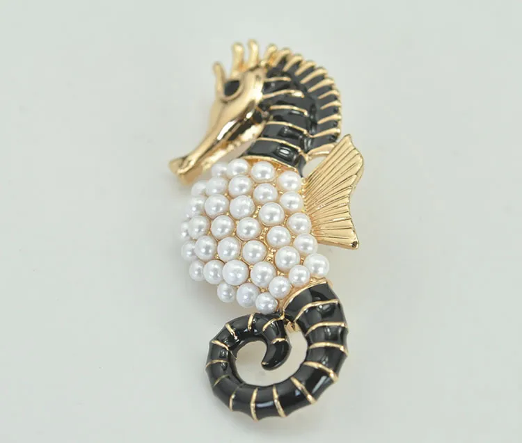 Seahorse Brooch.Sea Horse Brooch.Seahorse Pin.Sea Horse Pin.Gold