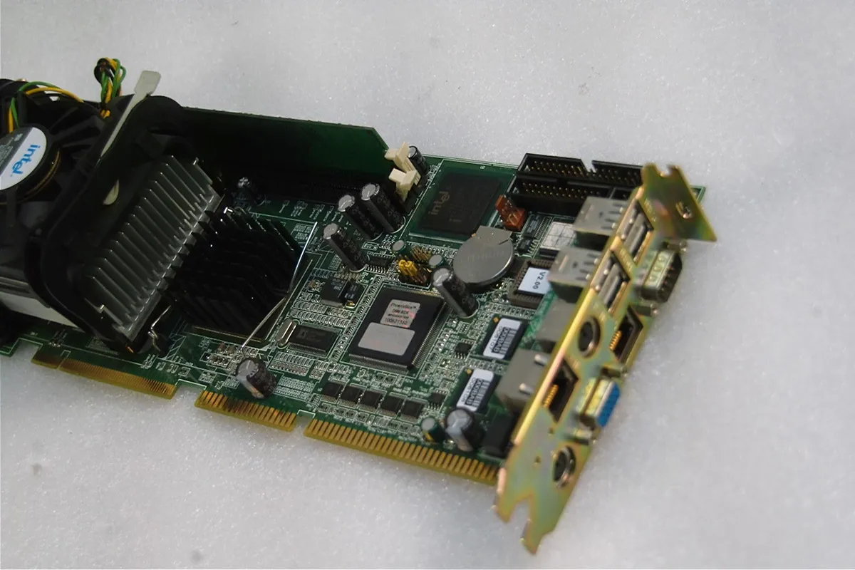 Scheda madre originale Advantech IPC PCA-6186 Rev.A1 Porte Ethernet PCA-6186E2 Usato smontare Testato al 100% funzionante, usato, in buone condizioni