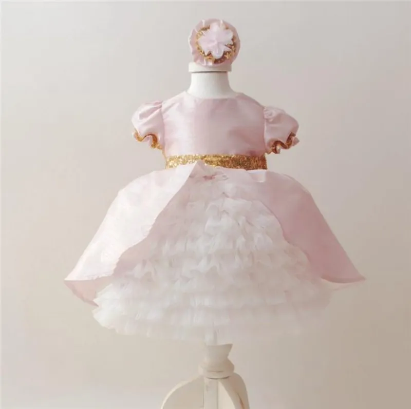 Blush Flower Girls Abiti con fiocco matrimoni Abito da ballo Cupcake Abito da spettacolo Ragazza Lunghezza tè Abiti da cerimonia bambini Grande fiocco sul retro