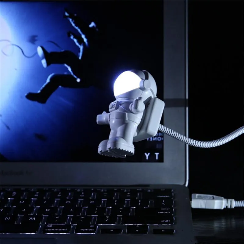 2017 Астронавт / Spaceman LED Night Light USB Настольная лампа Компьютер PC / клавиатура Гибкий свет книга лучший подарок для друга ZA1355