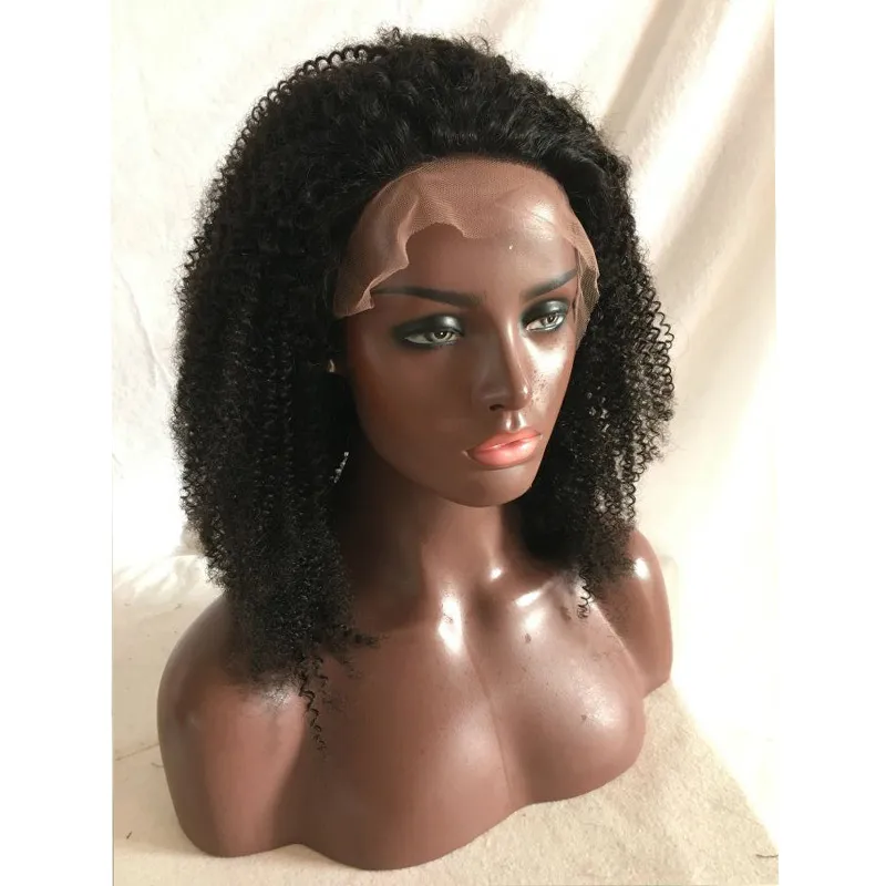 Brasilianska afro lockar mongoliskt mänskligt hår litet afro kinky lockiga peruker mänskligt hår full spetsfront peruk för svarta kvinnor i stock8748458
