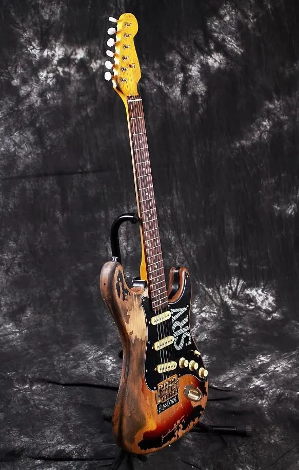 Benutzerdefinierte Shop 10s limitierte Auflage Stevie Ray Vaughan Tribute Nummer eins SRV # 1 Schwere Relikte E-Gitarren-Erlk-Körperweinlese-gelber Hals