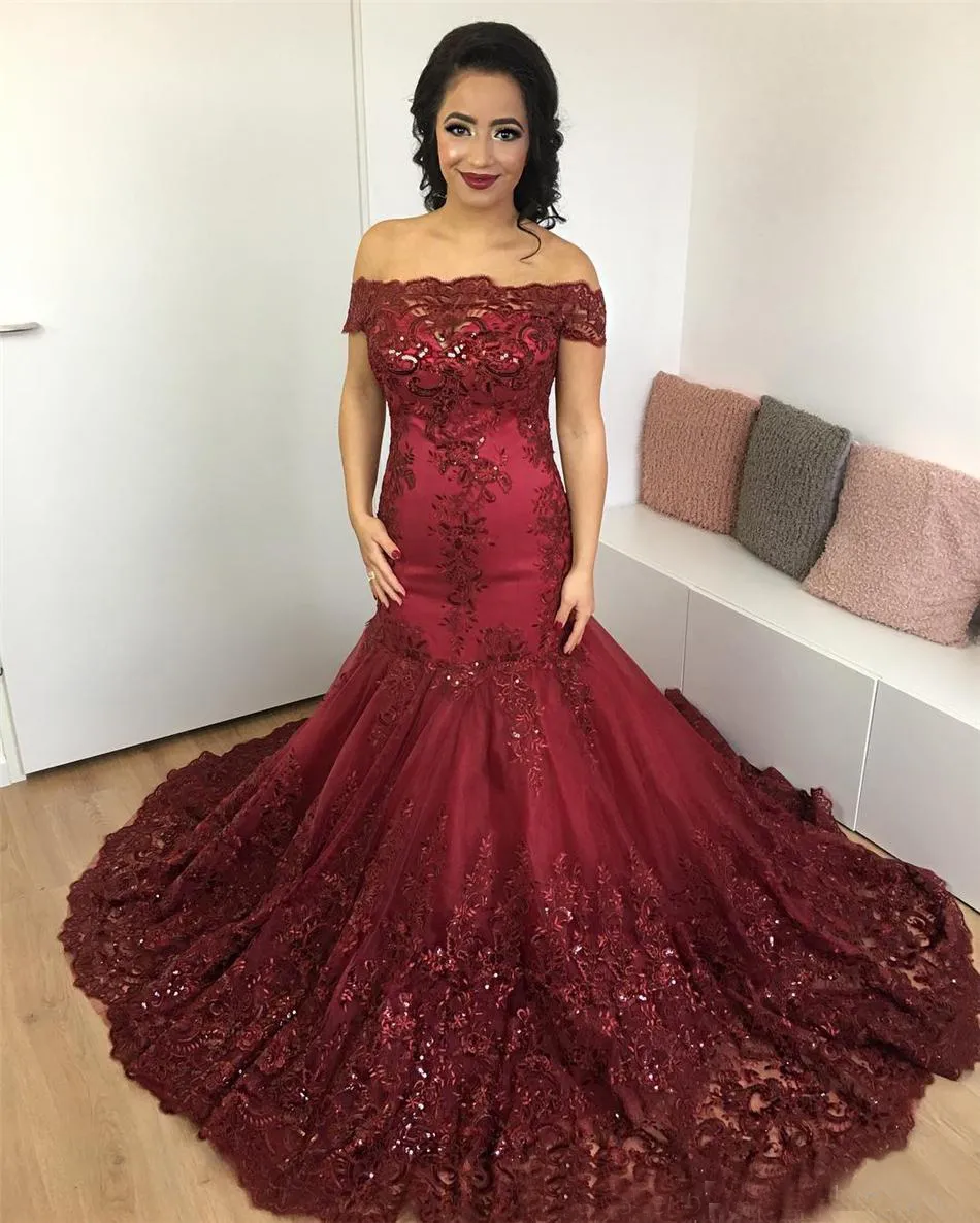 Vintage 2019 Burgundy Off The Shoulder Mermaid Wedding Dresses Long Bling Bling Sequined Lace Appliqued Plus Size Bridal Gowns Custom EN6304