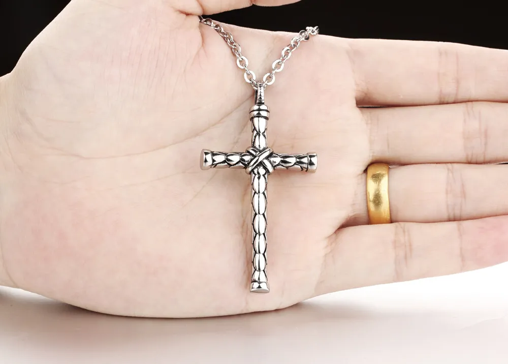 Neue Biker Edelstahl Vintage Kreuz Halskette Anhänger Freie Kette Herrenmode Schmuck Hohe Qualität