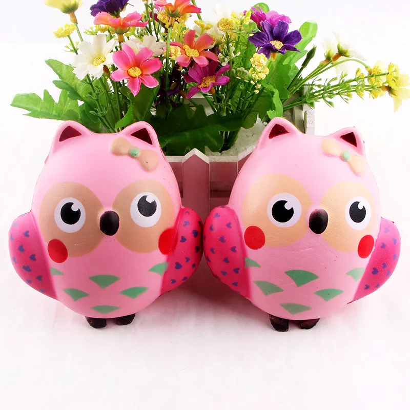 Commercio all'ingrosso 12 cm carino squishy kawaii rosa gufo pu morbido lento aumento cinturino del telefono spremere pausa giocattolo bambini alleviare l'ansia regalo divertente