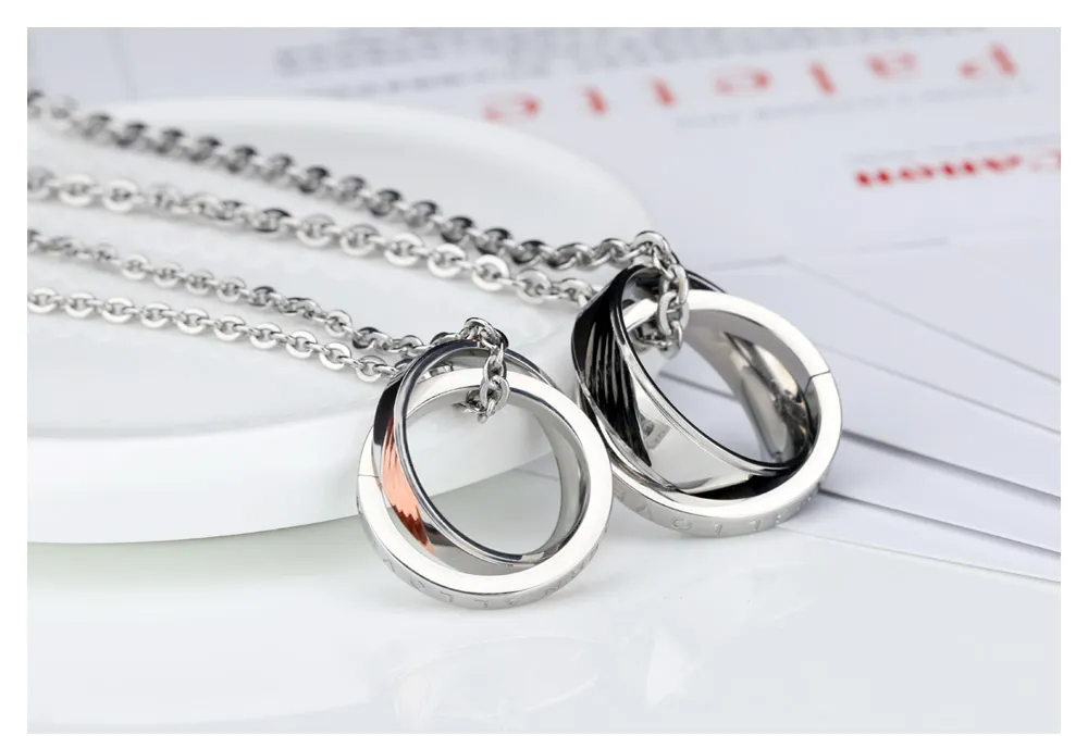 2017 Date Haute Qualité En Acier Inoxydable 316L Anneau Rond Amour Éternel Pendentif Couples Promise Collier