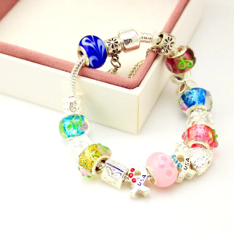 Perle di vetro arcobaleno Perle di cristallo Perle in argento placcato Chamilia Bracciali donna Glow in The Dark