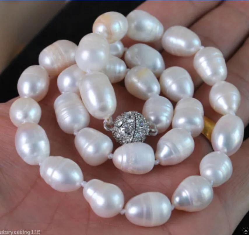 Collana di perle coltivate d'acqua dolce bianche naturali autentiche da 9-10 mm Chiusura magnetica 18 "