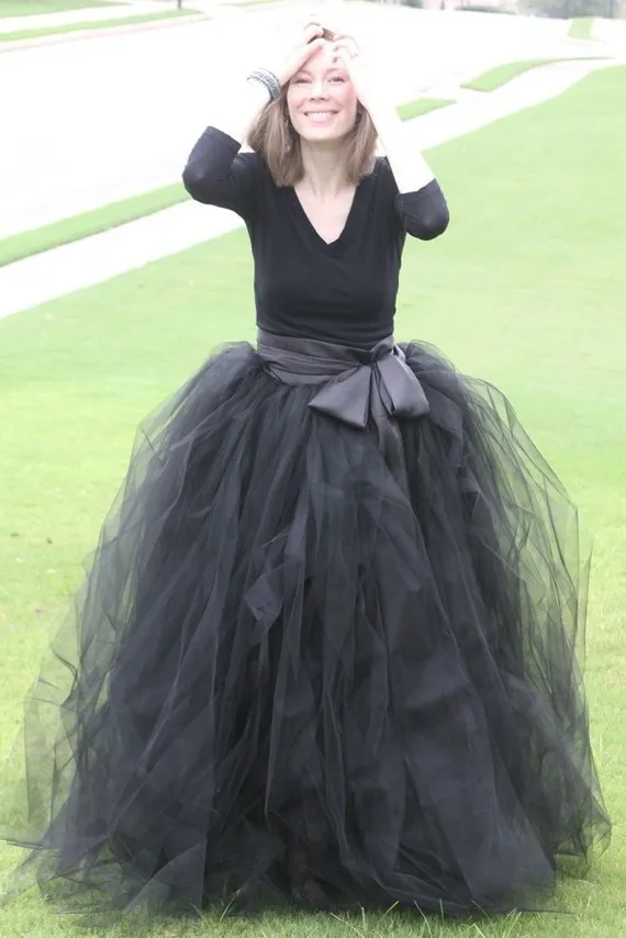 Barato gris negro vestido de bola faldas de tul para las mujeres palabra de longitud del volante maxi falda larga tutu fiesta formal faldas