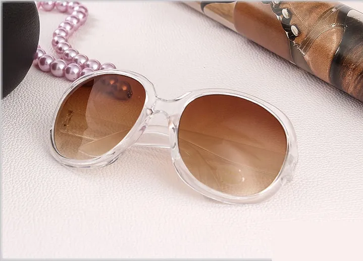 مصنع الجملة النسائية النظارات الشمسية النساء Oculos de sol Feminino Fashion Grasses Women Grand Grands Sunglasses Female 3113