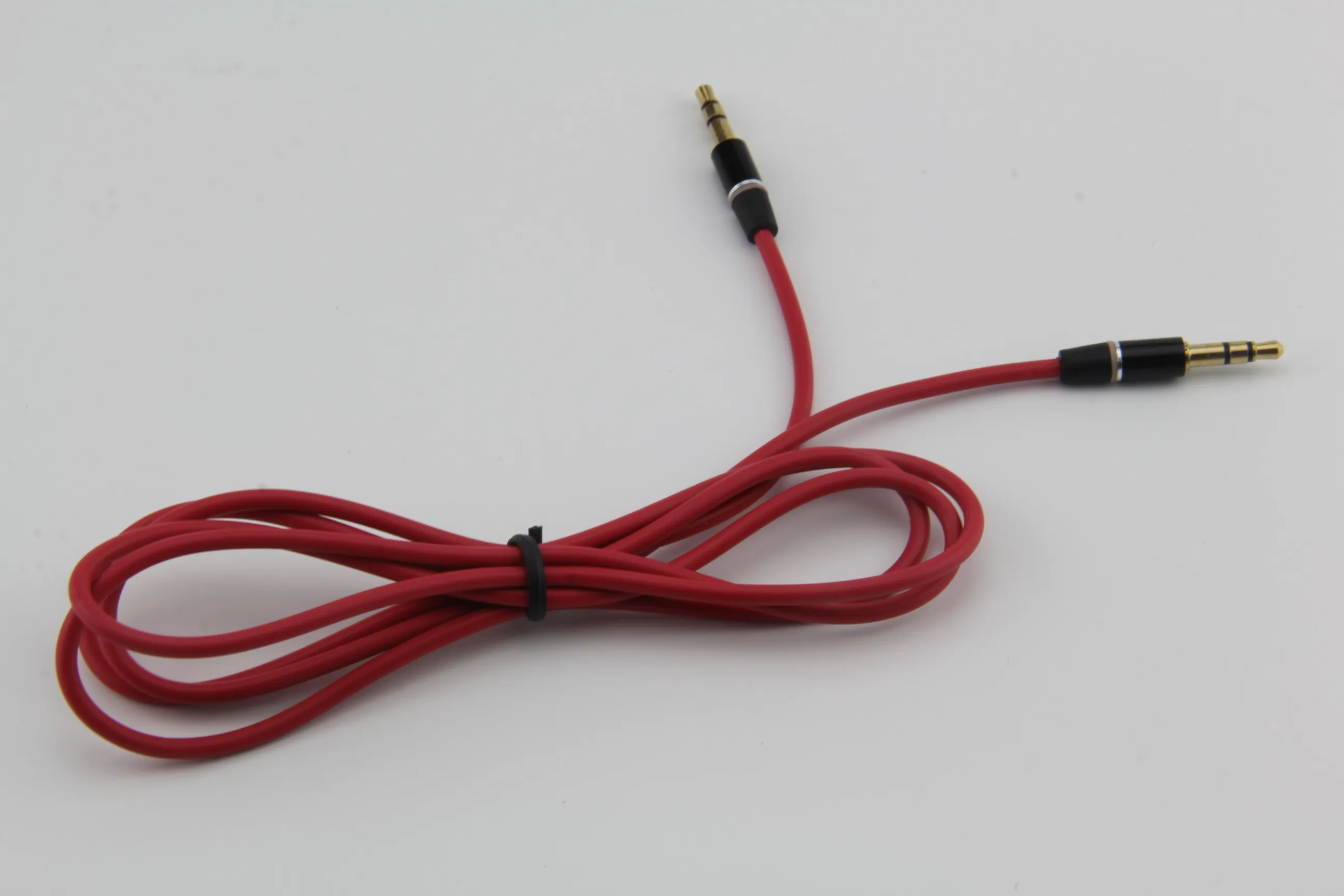 1M/3FT 3,5MM Stereo-Buchsen Stecker auf Stecker vergoldetes Audiokabel AUX-Hilfskabel Rot