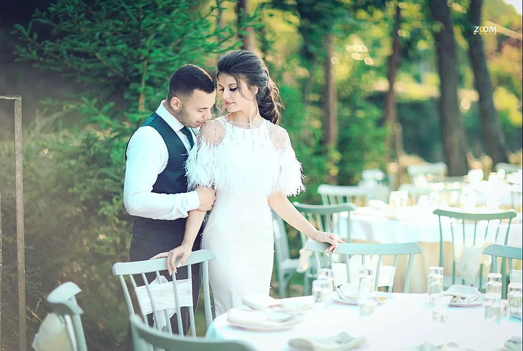 2019 Fall Sheer Bridal Bolero Full Bead Wedding Accessories Custom Made Soft Feather Wedding White Jacket