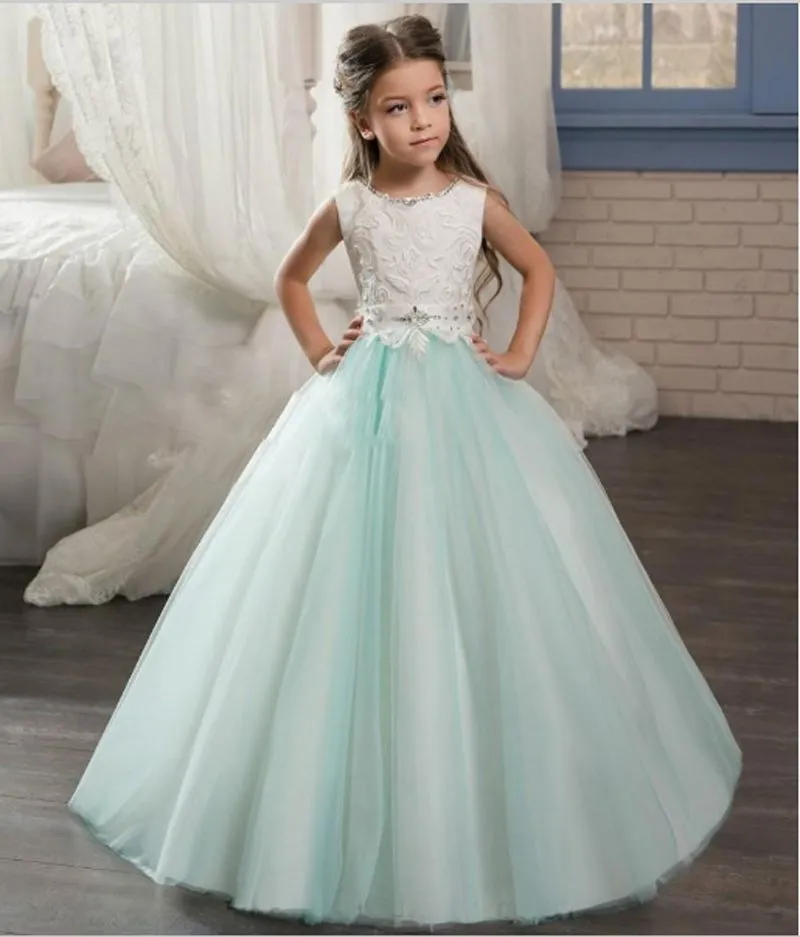 New Little Girls Pageant Klänningar Prinsessan Tulle Sheer Jewel Crystal Beading White Coral Kids Flower Girls Dress Födelsedagklänningar