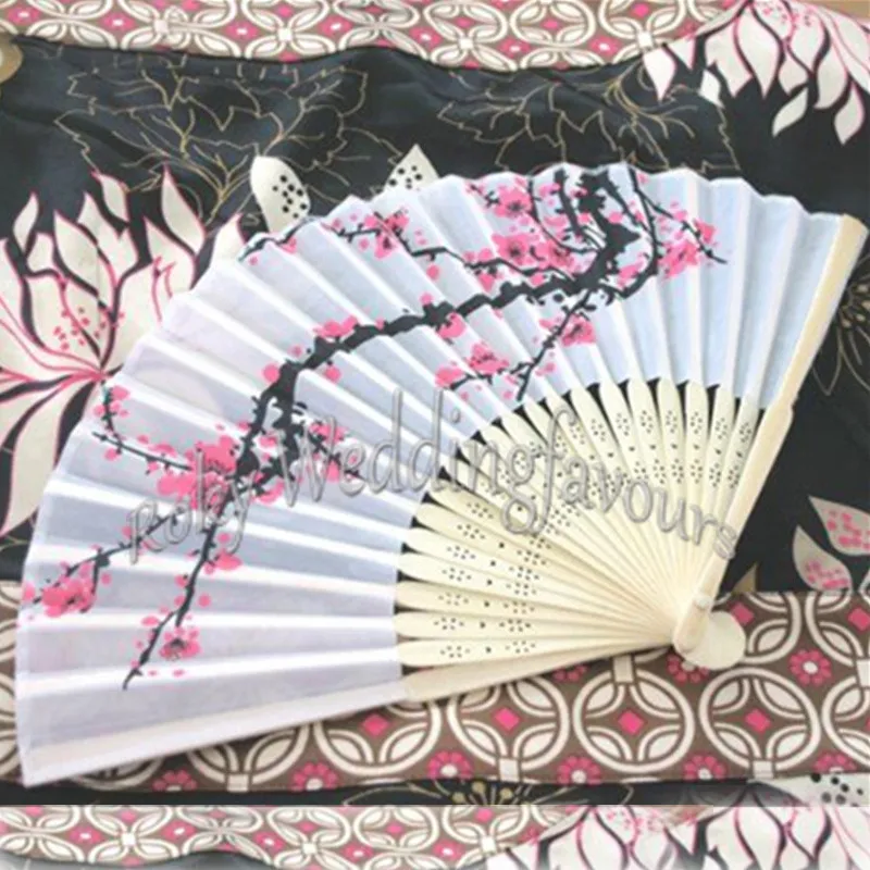 Free Shipping 100pcs Fancy Chinese Silk Bamboo Hand Held Folding Cherry Blossom Fan with Matching Tag Wedding Party Favors Home Supplies