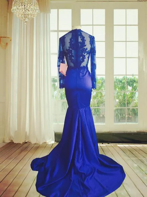 Mermaid Royal Blue Prom Dresses Manica lunga Sexy O-Collo Applique in pizzo Lunghezza del pavimento Raso elasticizzato Cerniera posteriore Abito da sera formale