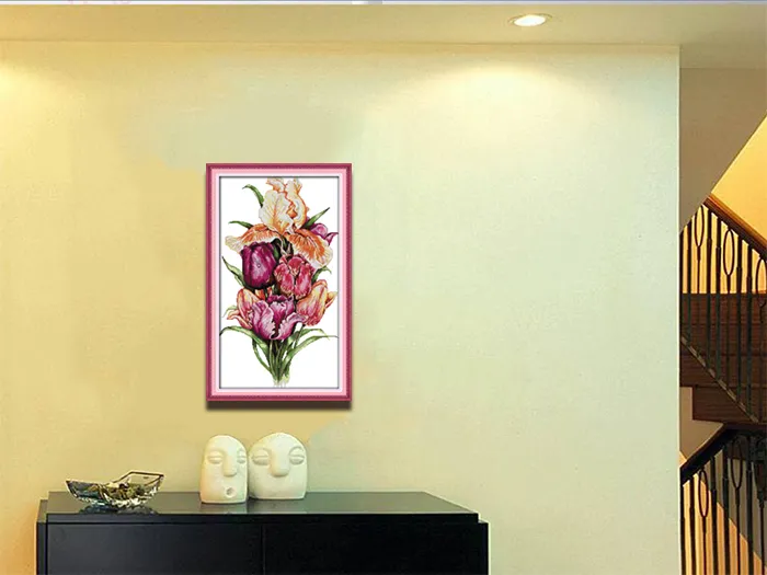 Nobili tulipani fiori dipinti di decorazioni la casa, ricami a punto croce fatti a mano Set di ricamo contati stampa su tela DMC 14CT / 11CT
