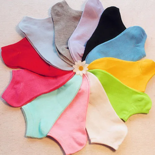 Vente en gros-12 couleurs 1 paire de femmes hommes nouvelles chaussettes unisexes chaussettes courtes en coton couleur bonbon cheville bateau chaussettes basses Calcetines Mujer