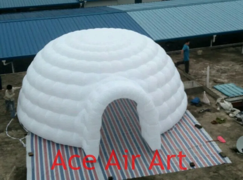 Cliente alemán que aprecia la gran carpa iglú inflable con techo superior, carpa para fiestas, iglú para Deutschland, fabricado en China